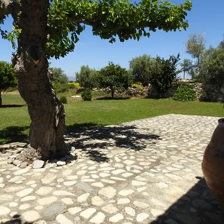 The Stone Kos Feriehus *